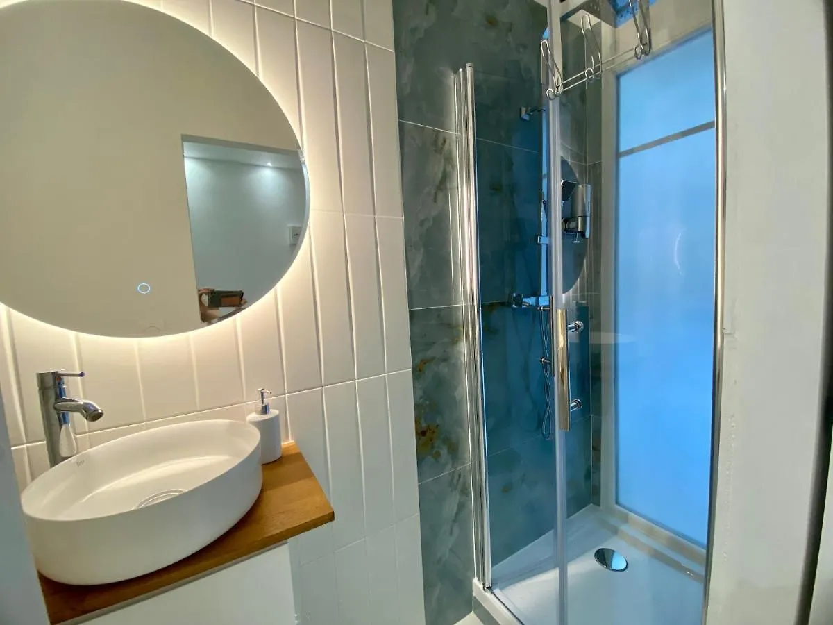 Apartment Hyper Centre - Air-Conditioned - Quiet - Tramway - Equipped Kitchen - Wifi Nice